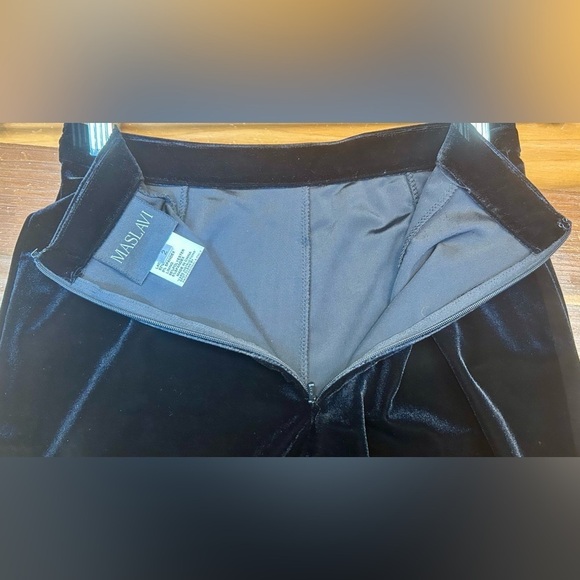 NWT Maslavi by Jovani Black Velvet High-Rise Flare Pants, Hidden Back Zipper, 2 - Picture 6 of 11